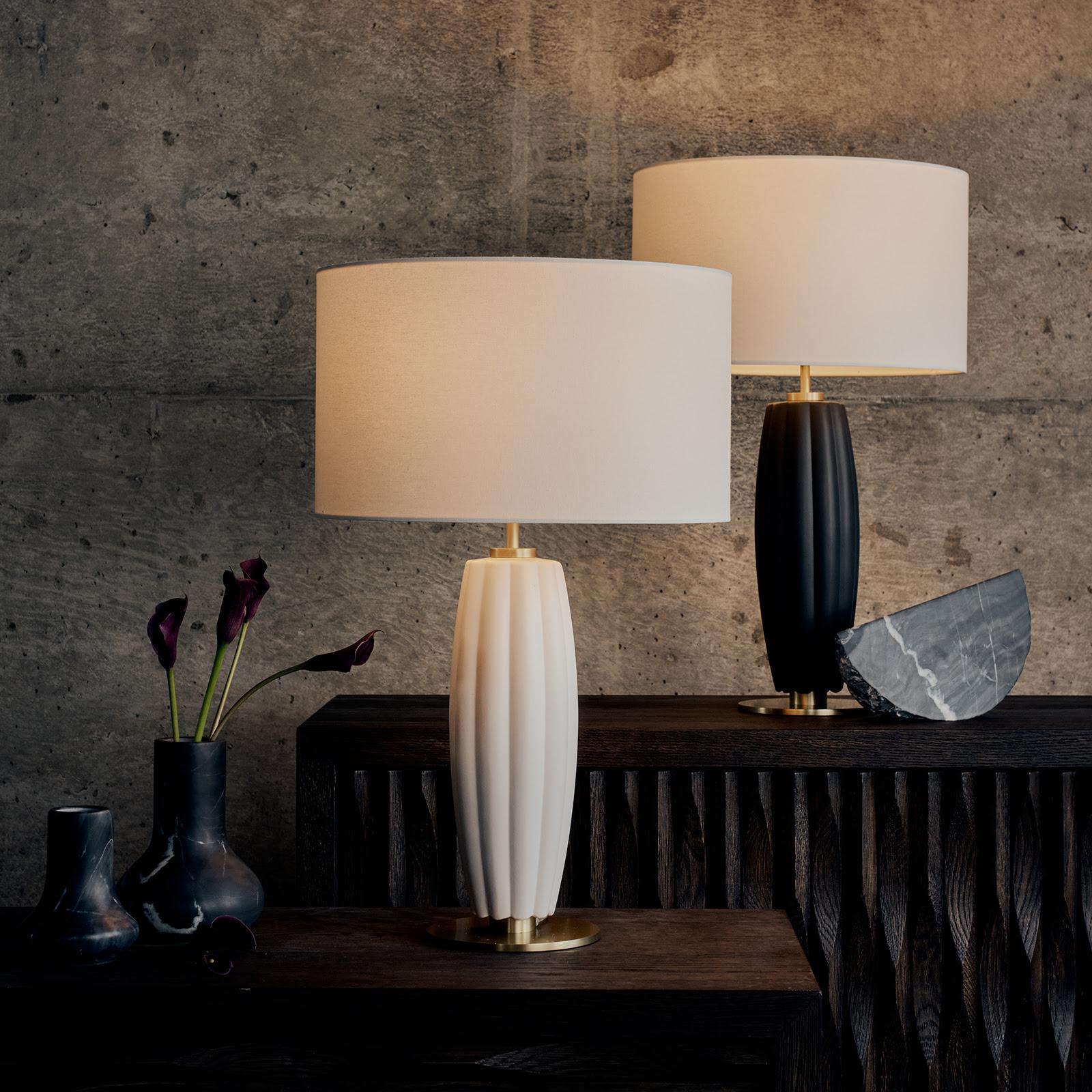 Crocus Ceramic Table Lamp (Black) | Regina Andrew Detroit